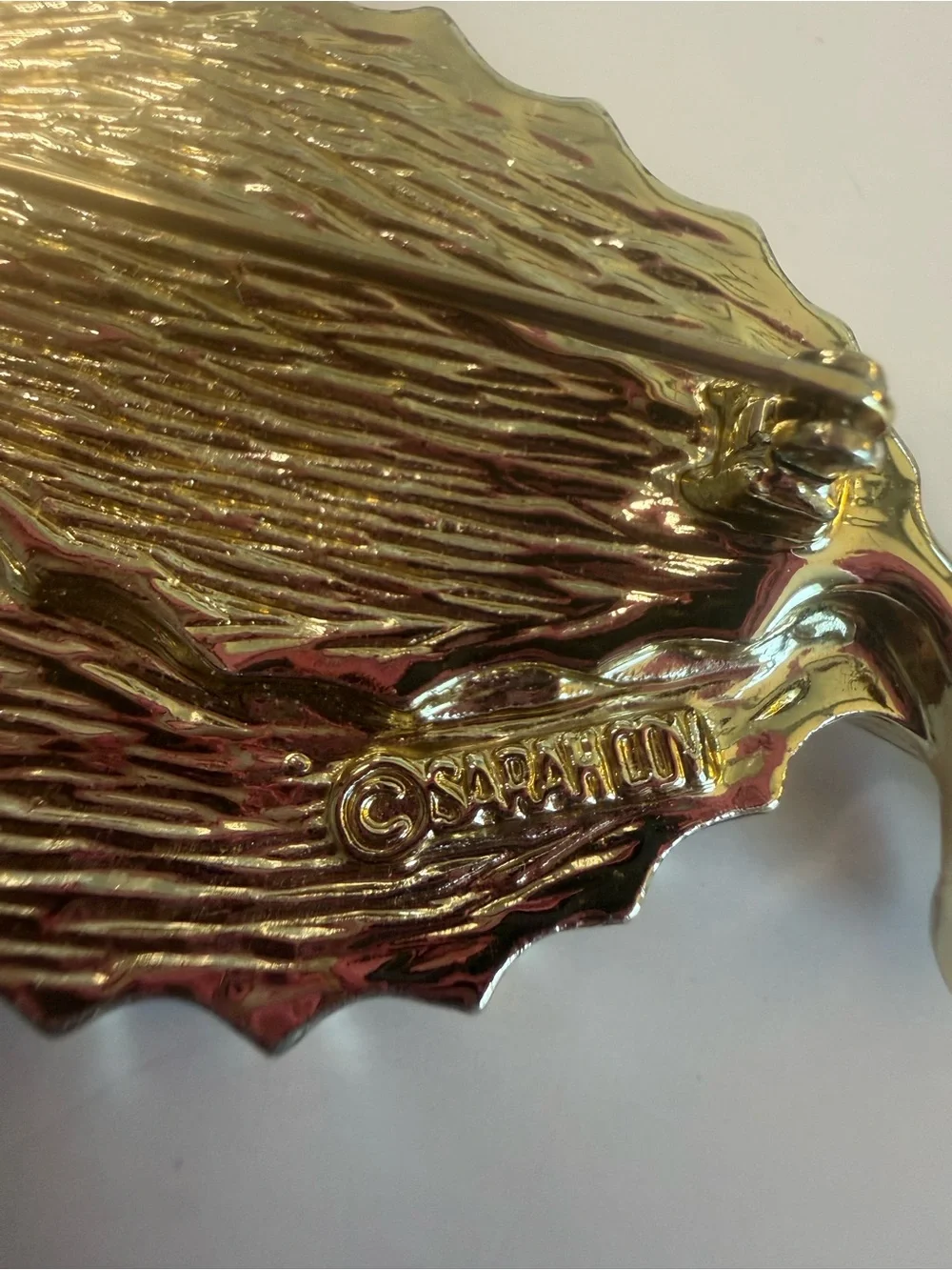 Vintage Sarah Coventry Wooded Treasures Brown Leaf Brooch Silver Tone Signed
